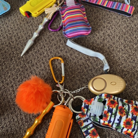 Protection keychains 🌸 - Picture 7 of 8